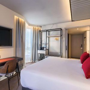 Kamer "Premium" met een King Size Bed op de Hoek